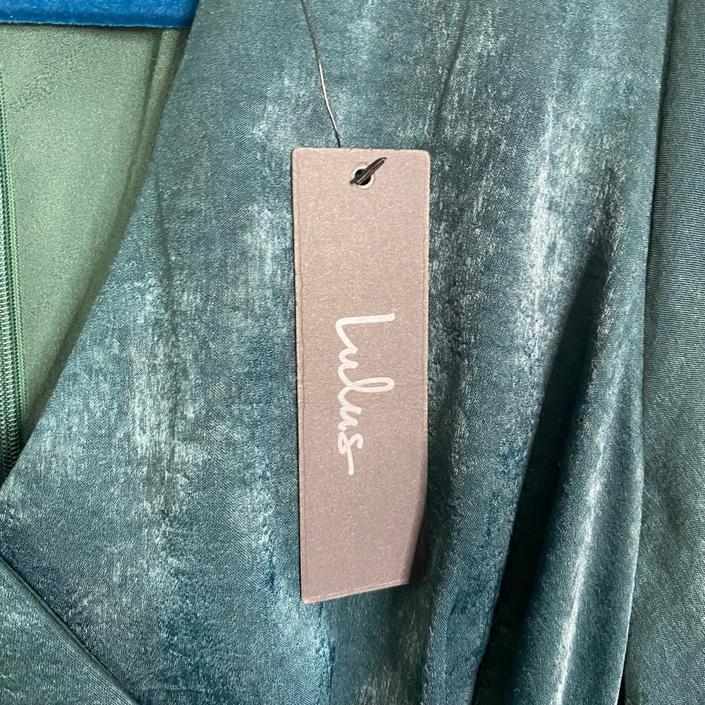 NWT Lulus Wrapped Up In Love Dark Green Satin Faux-Wrap Midi Dress Women's M - Picture 5 of 10